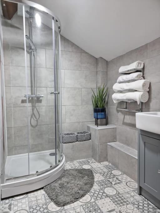 Отель Hole House Farm Милом Экстерьер фото